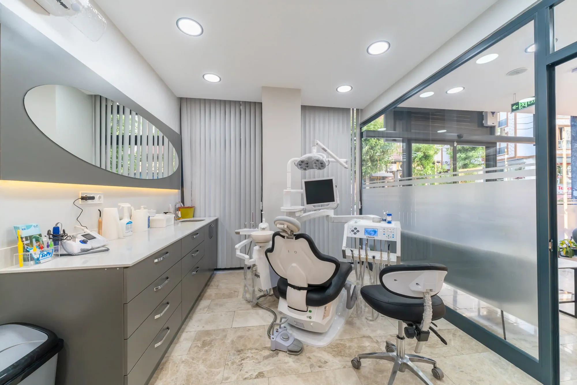 Günaydın Diş Kliniği modern tedavi odası