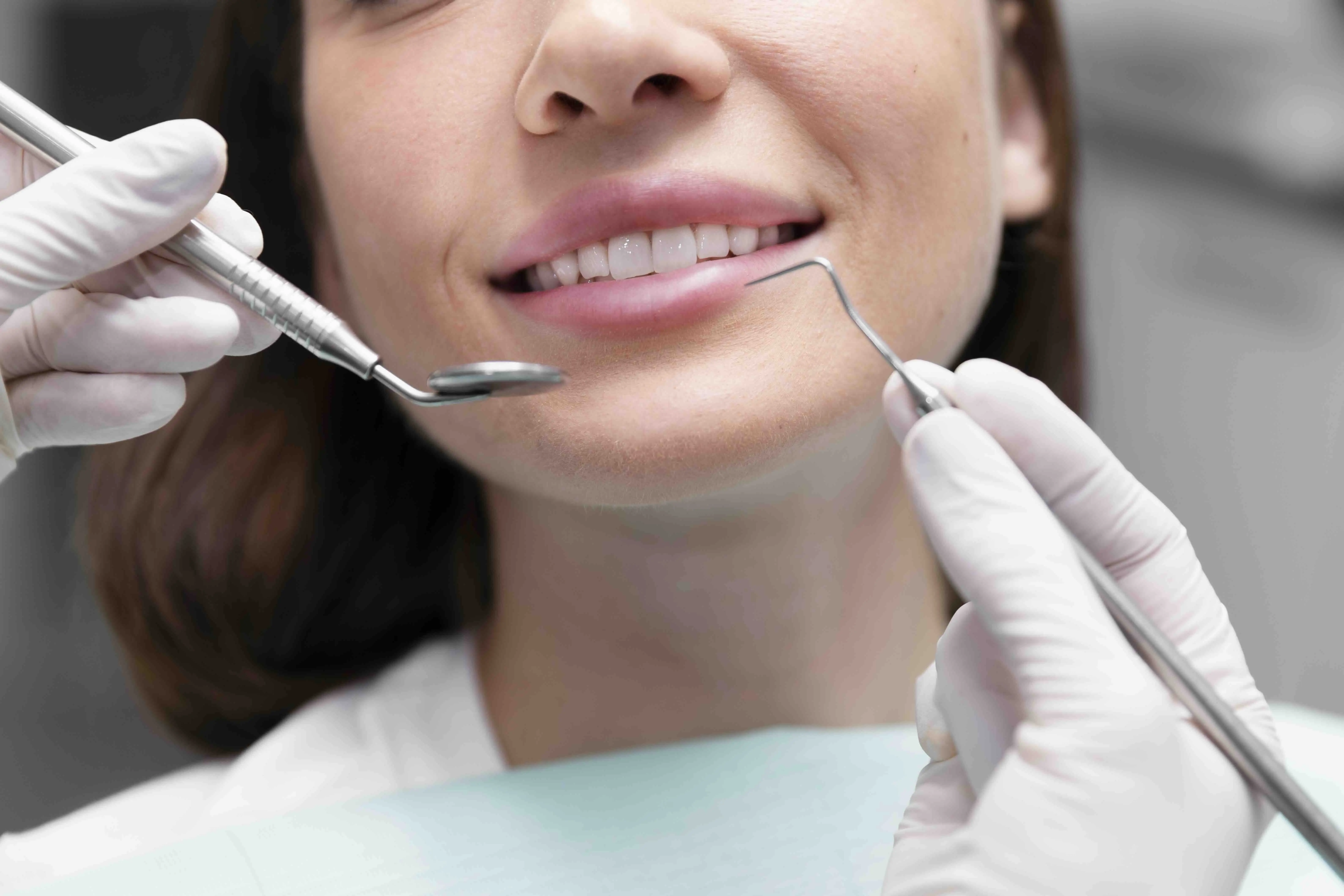Günaydın Dental Clinic dış cephe ve modern klinik görüntüsü