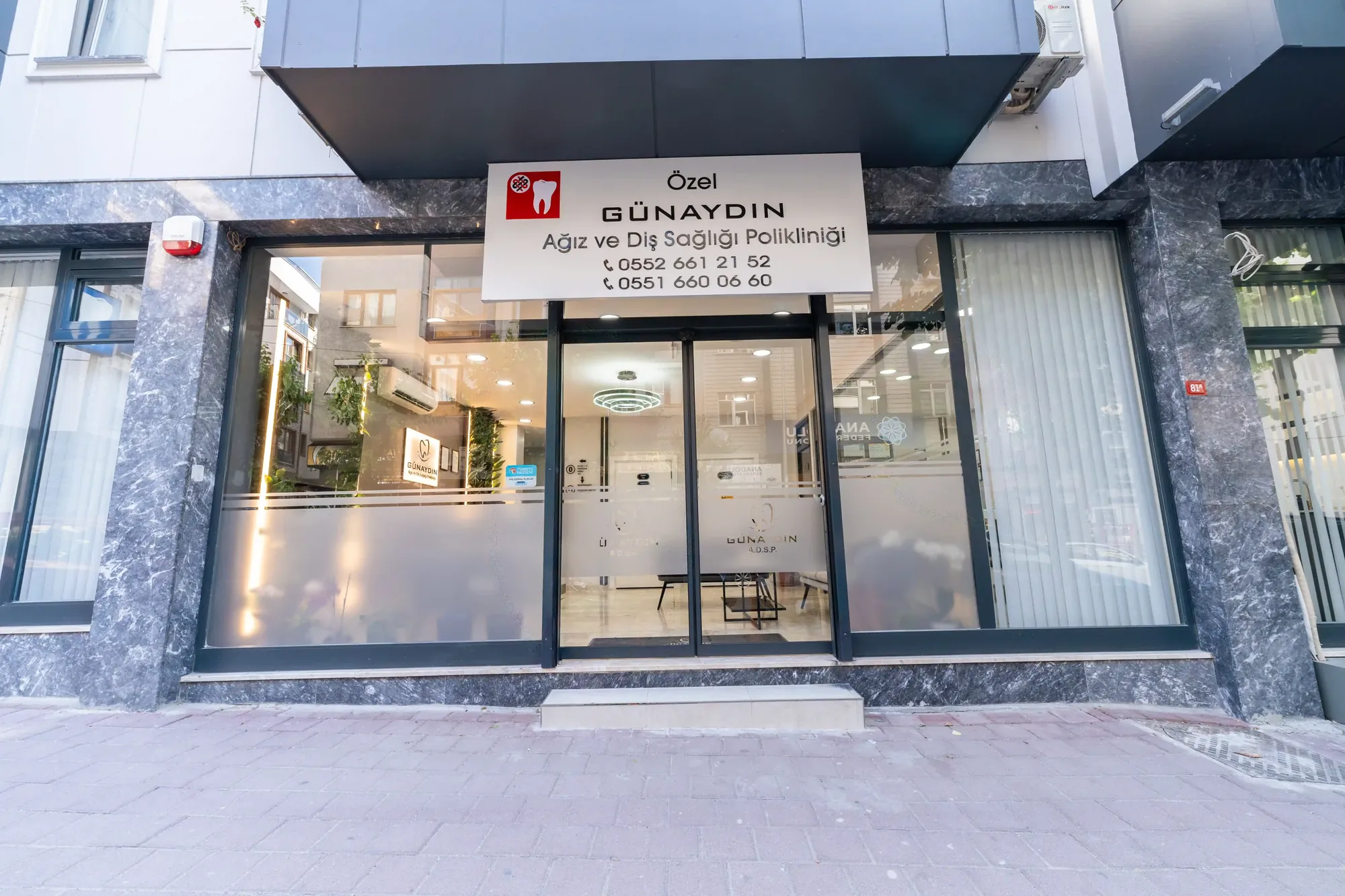 Günaydın Diş Kliniği dış cephesi — Halıcılar Caddesi, Fatih, İstanbul